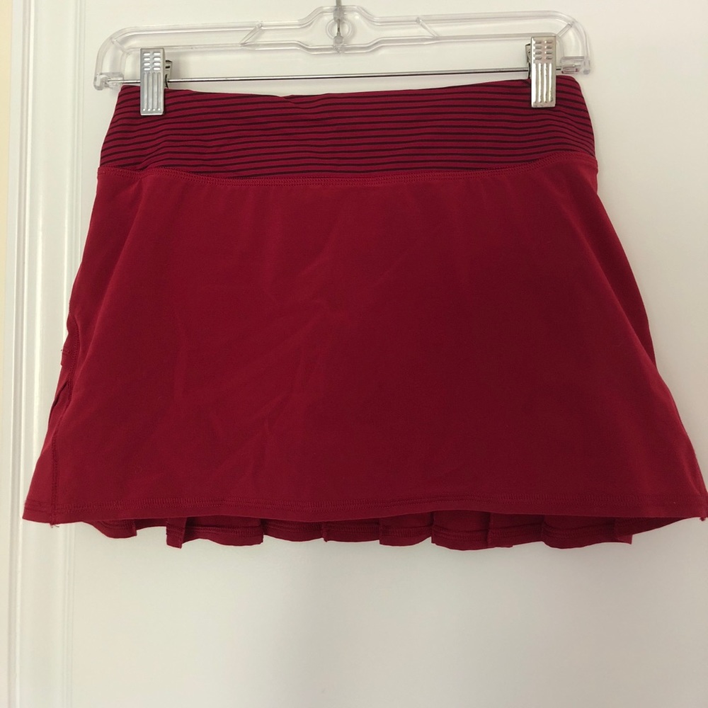 Lulu lemon skirt!